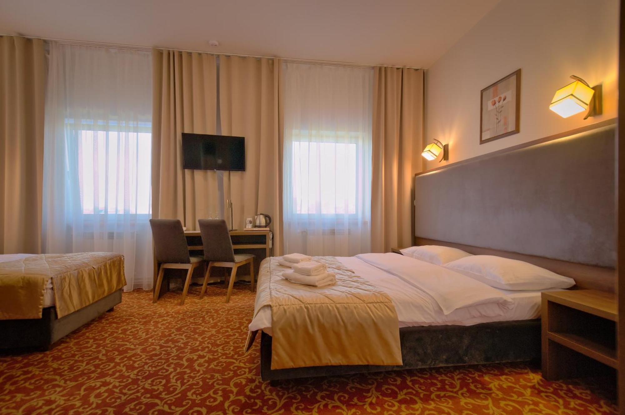 Hotel Sezam ماخوفا المظهر الخارجي الصورة