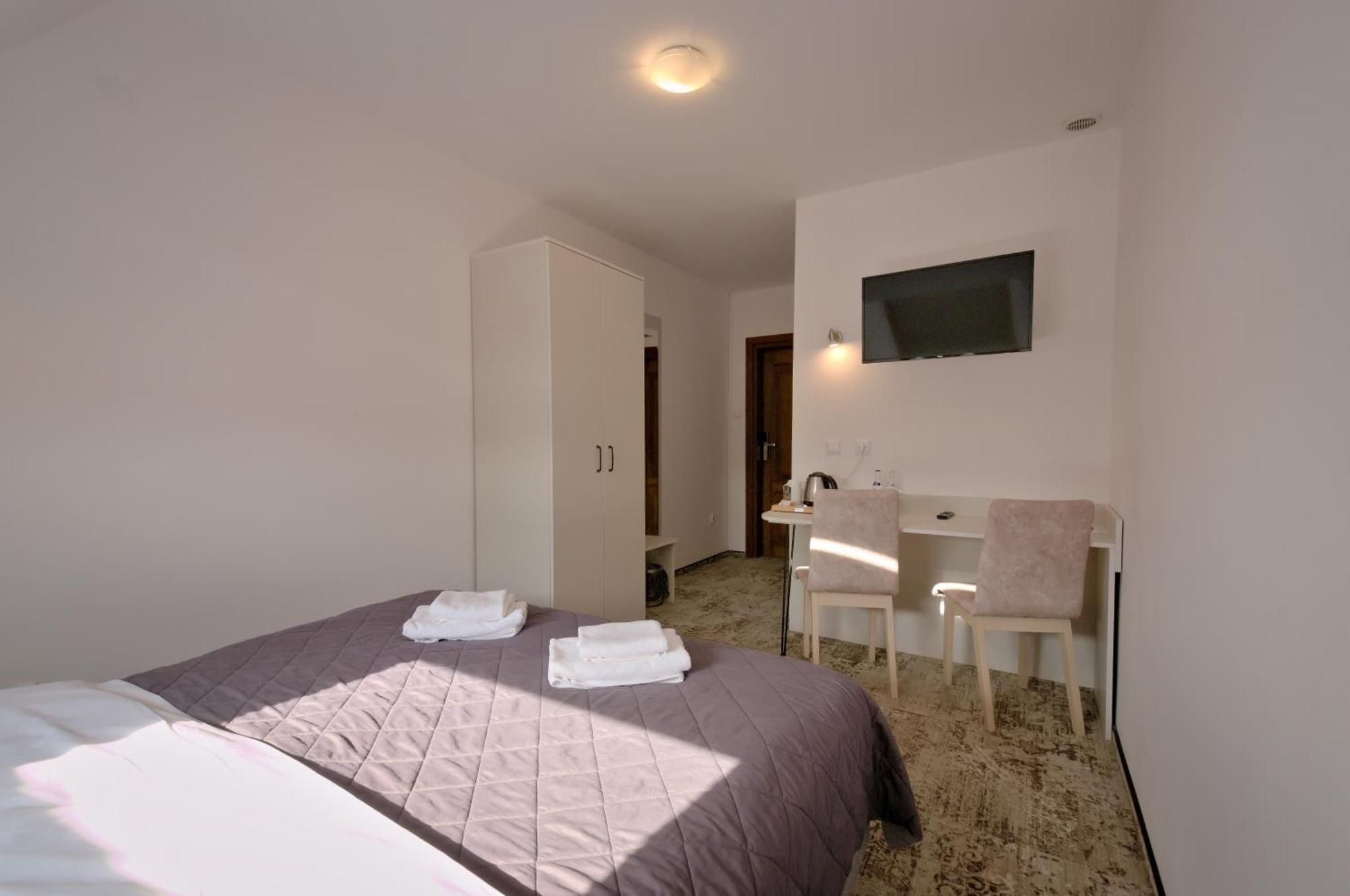 Hotel Sezam ماخوفا المظهر الخارجي الصورة