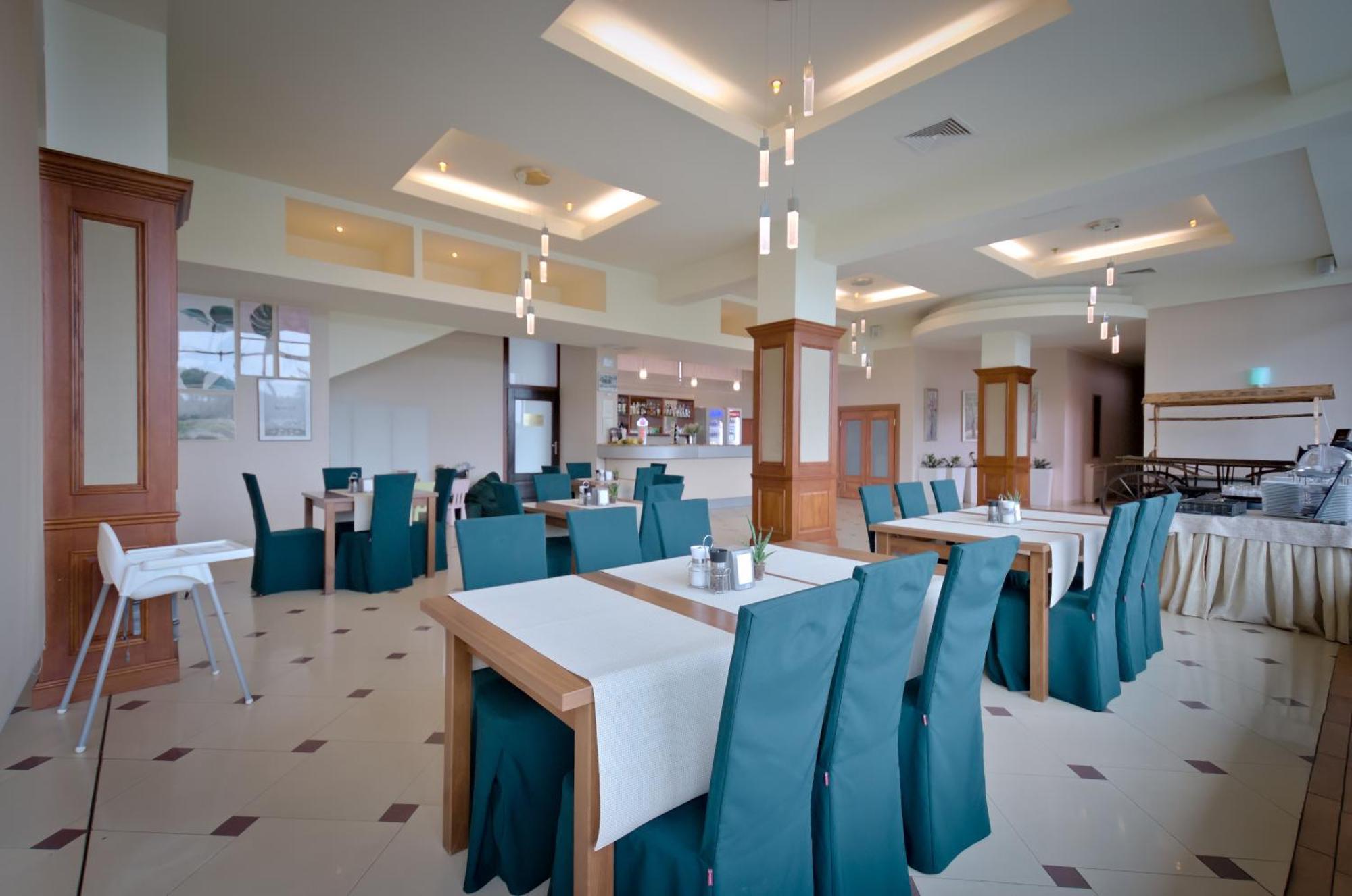 Hotel Sezam ماخوفا المظهر الخارجي الصورة