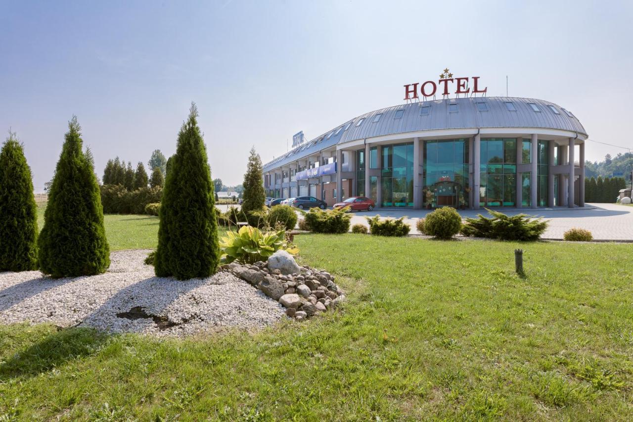 Hotel Sezam ماخوفا المظهر الخارجي الصورة